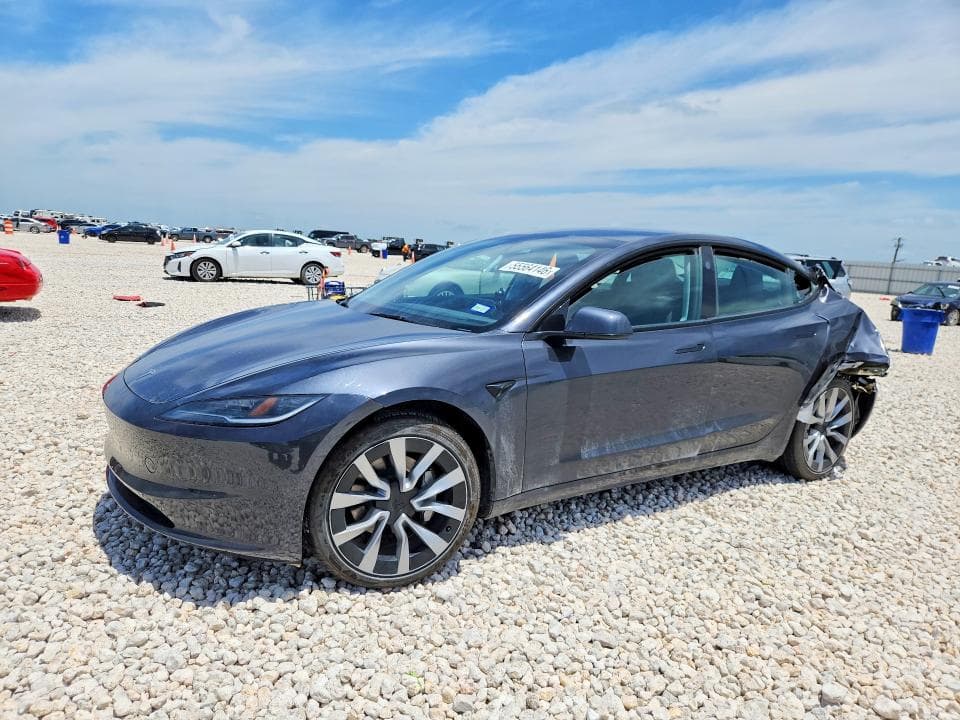 2025 TESLA MODEL 3 - 1