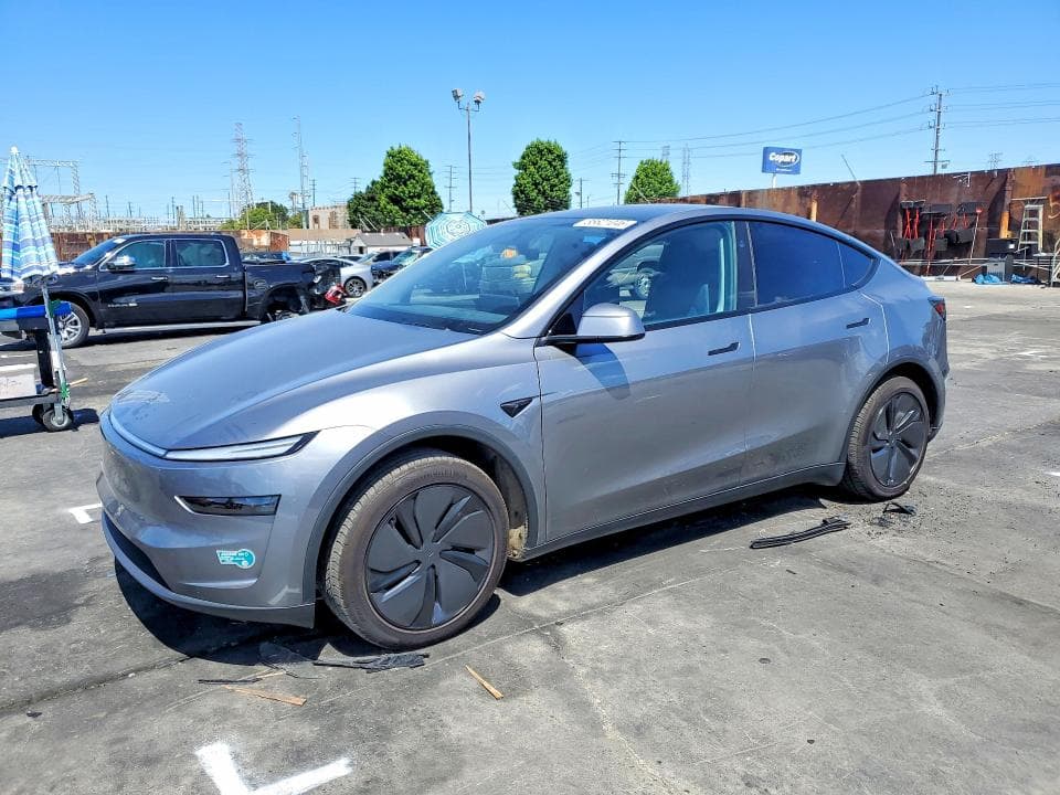 2026 TESLA MODEL Y - 1