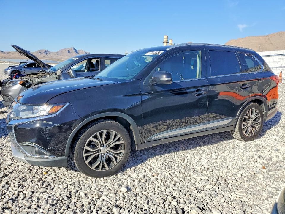 2017 MITSUBISHI OUTLANDER SE - 1