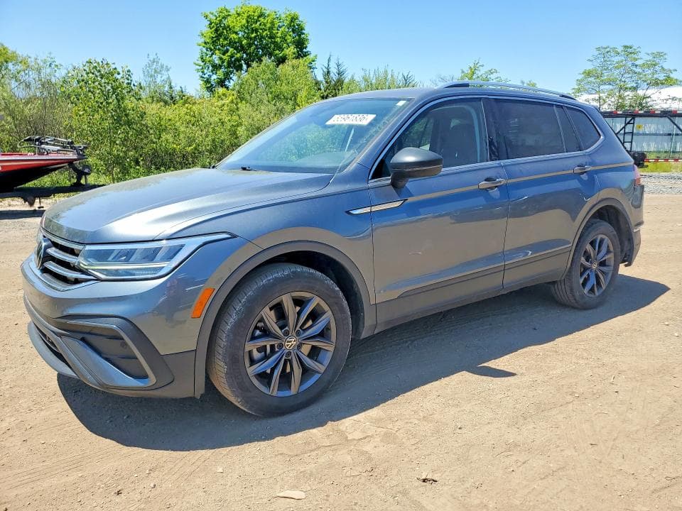 2022 VOLKSWAGEN TIGUAN SE - 1