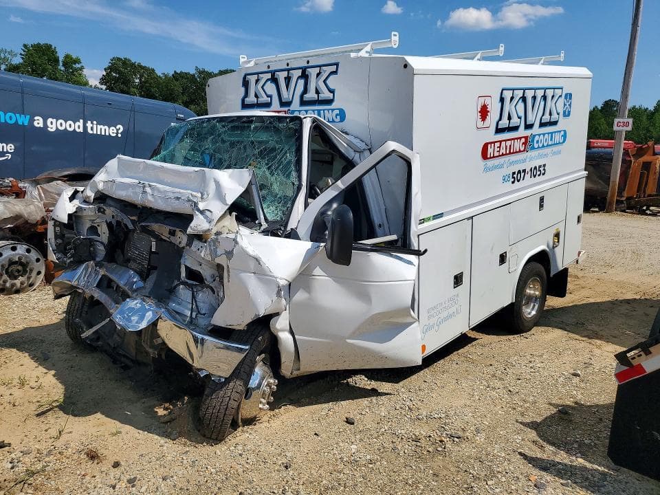 2018 FORD ECONOLINE E350 SUPER DUTY CUTAWAY VAN - 1