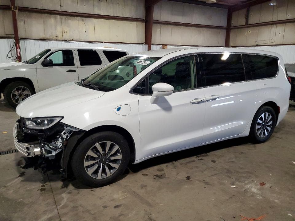 2022 CHRYSLER PACIFICA HYBRID TOURING L - 1