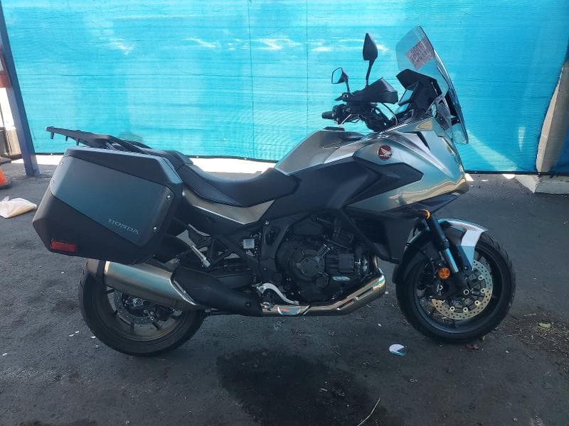 2026 HONDA NT1100 D