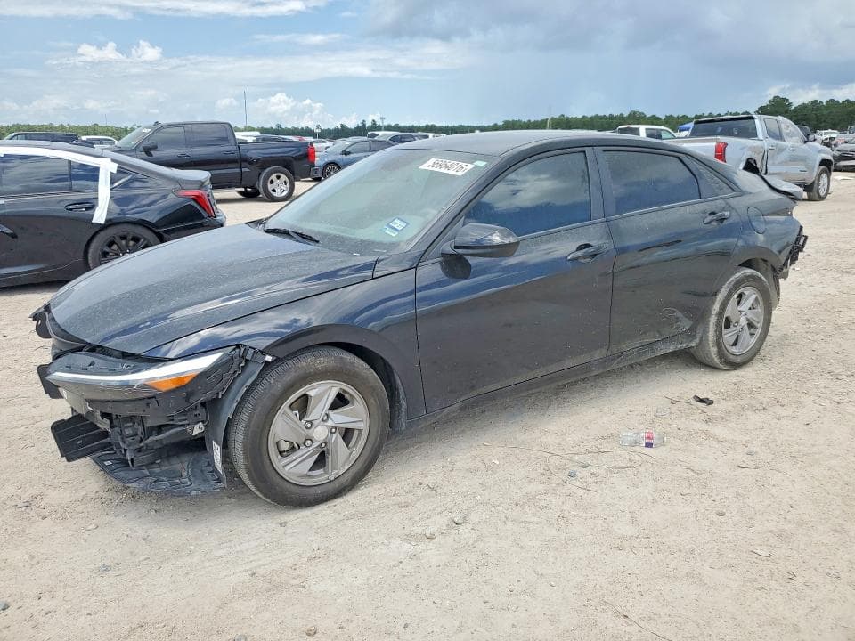 2025 HYUNDAI ELANTRA SE - 1