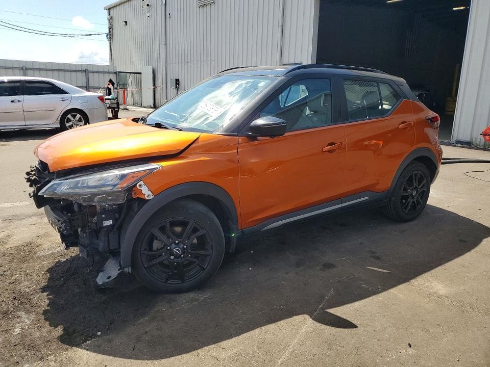 2022 NISSAN KICKS SR - 1