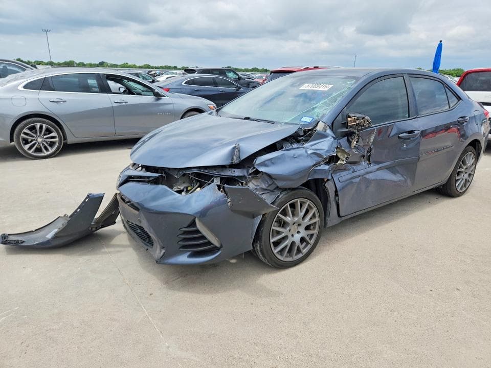 2017 TOYOTA COROLLA SE - 1