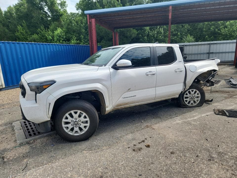 2025 TOYOTA TACOMA - 1