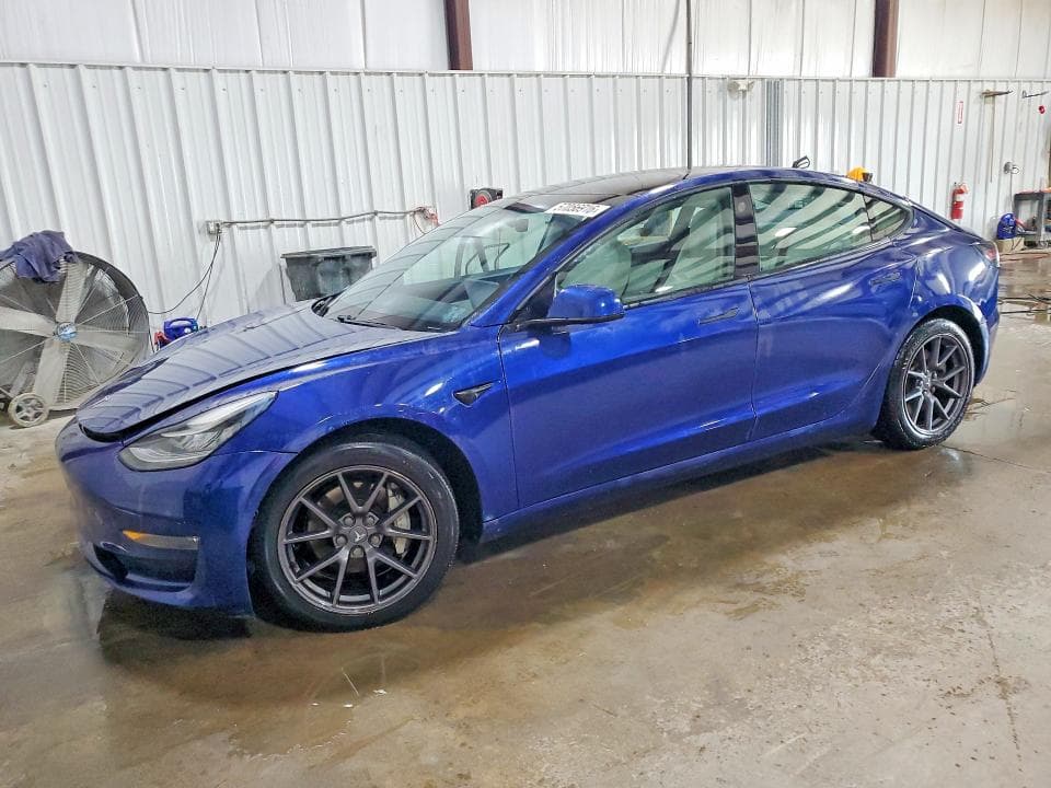 2021 TESLA MODEL 3 - 1