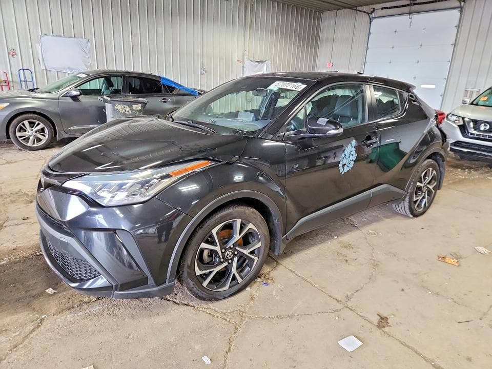 2021 TOYOTA C-HR XLE - 1