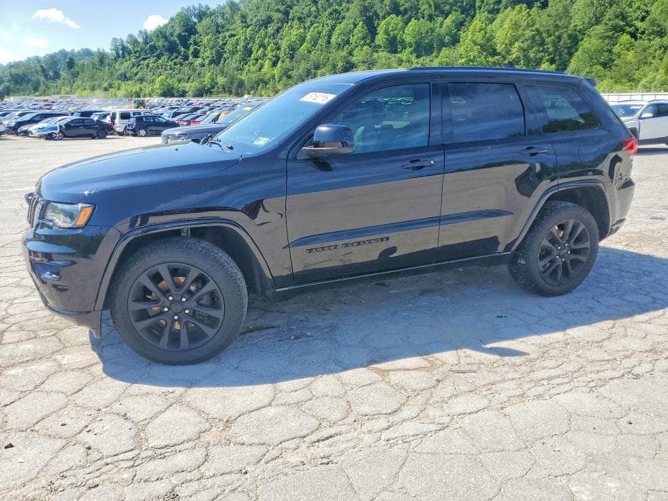 2020 JEEP GRAND CHEROKEE LAREDO - 1