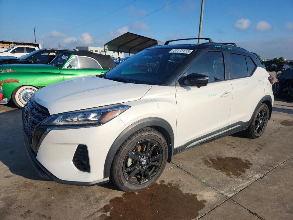2021 NISSAN KICKS SR - 1