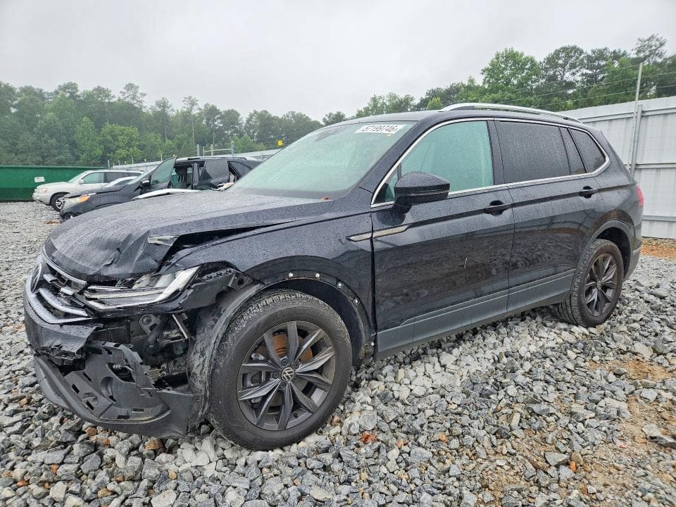 2022 VOLKSWAGEN TIGUAN SE - 1
