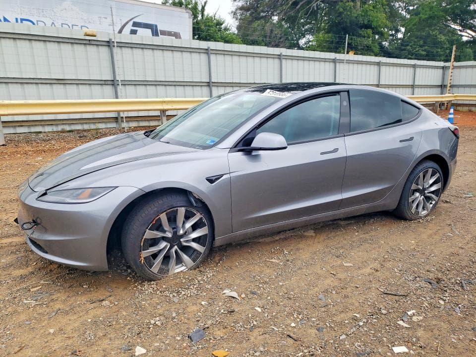 2026 TESLA MODEL 3 - 1
