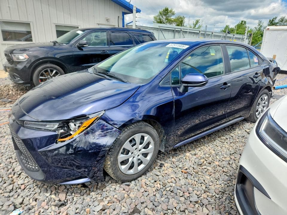 2021 TOYOTA COROLLA LE - 1