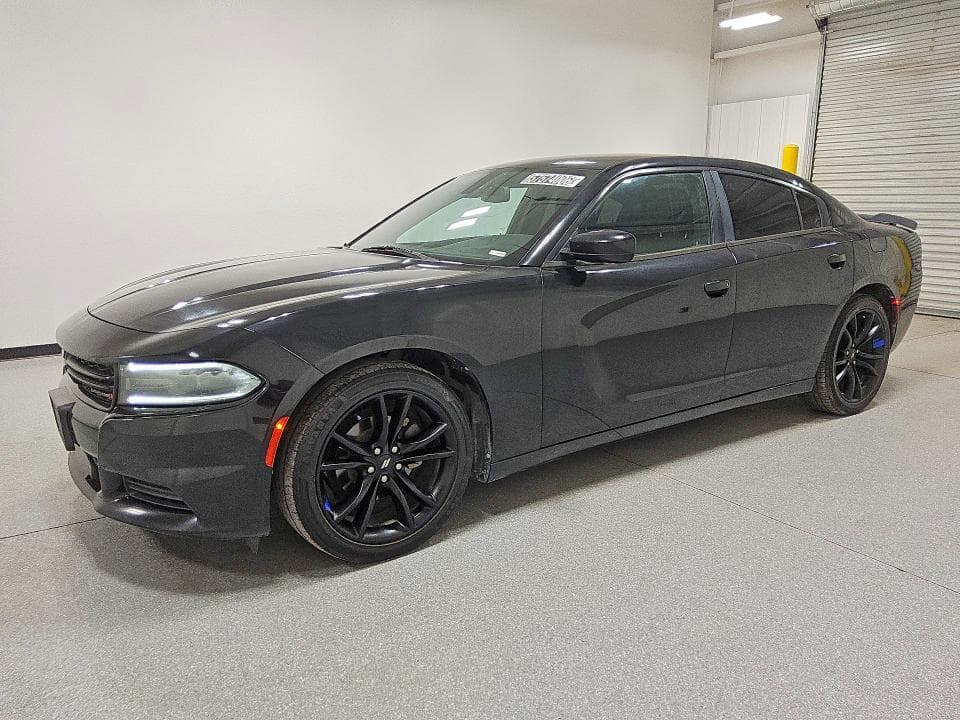 2017 DODGE CHARGER SE - 1