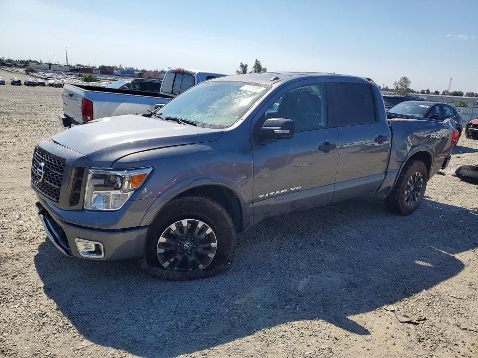 2019 NISSAN TITAN PRO-4X - 1