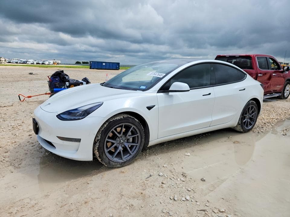 2021 TESLA MODEL 3