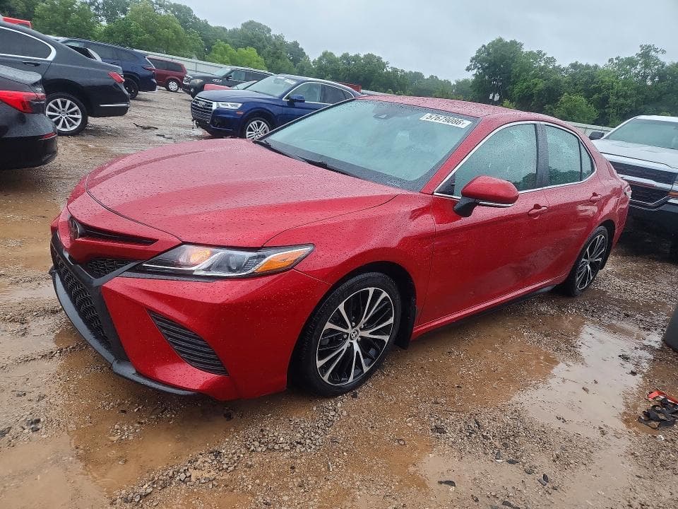 2020 TOYOTA CAMRY SE - 1