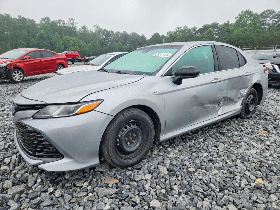 2018 TOYOTA CAMRY LE - 1