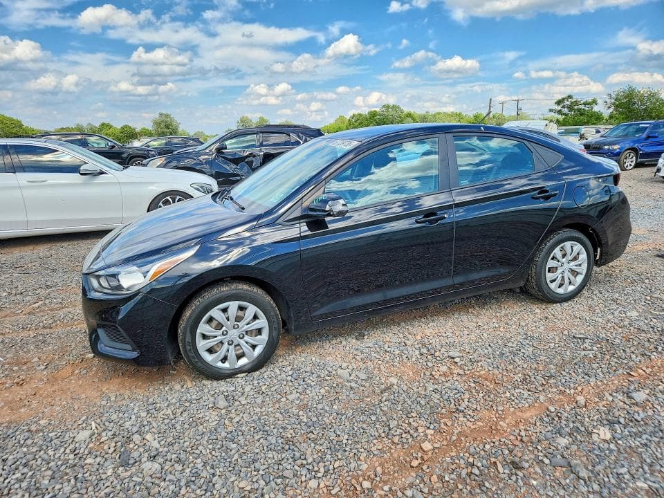 2022 HYUNDAI ACCENT SE - 1