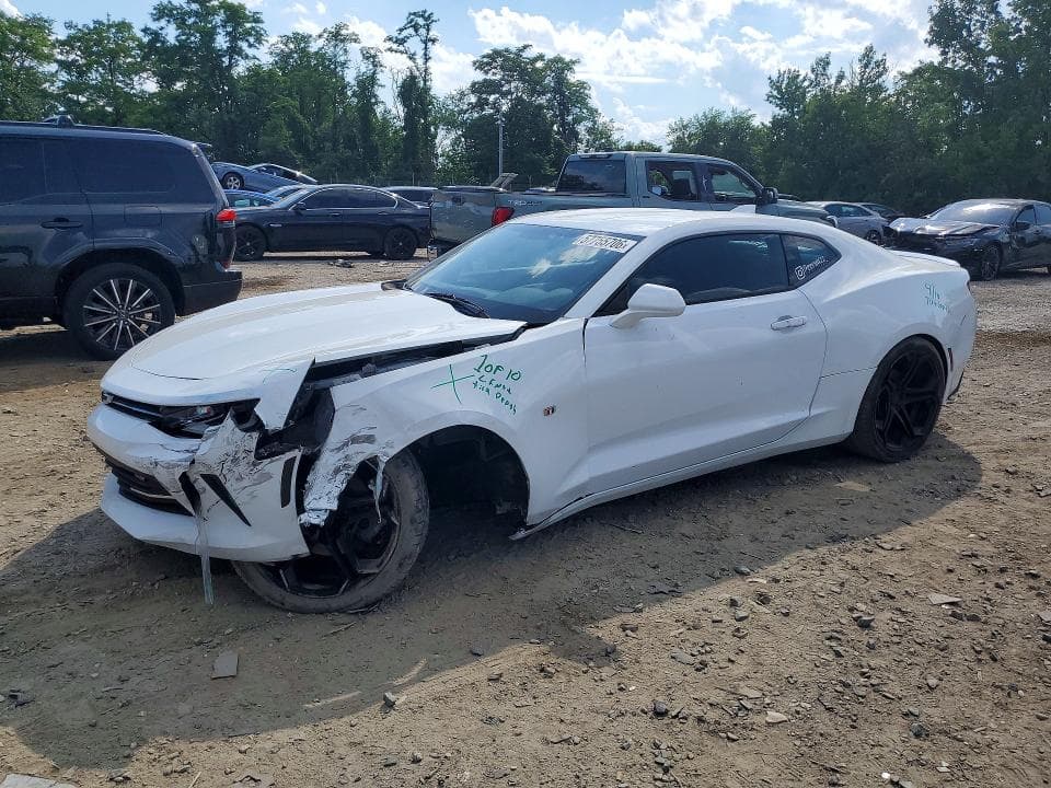 2018 CHEVROLET CAMARO LT - 1