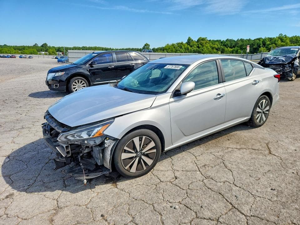2021 NISSAN ALTIMA SV - 1