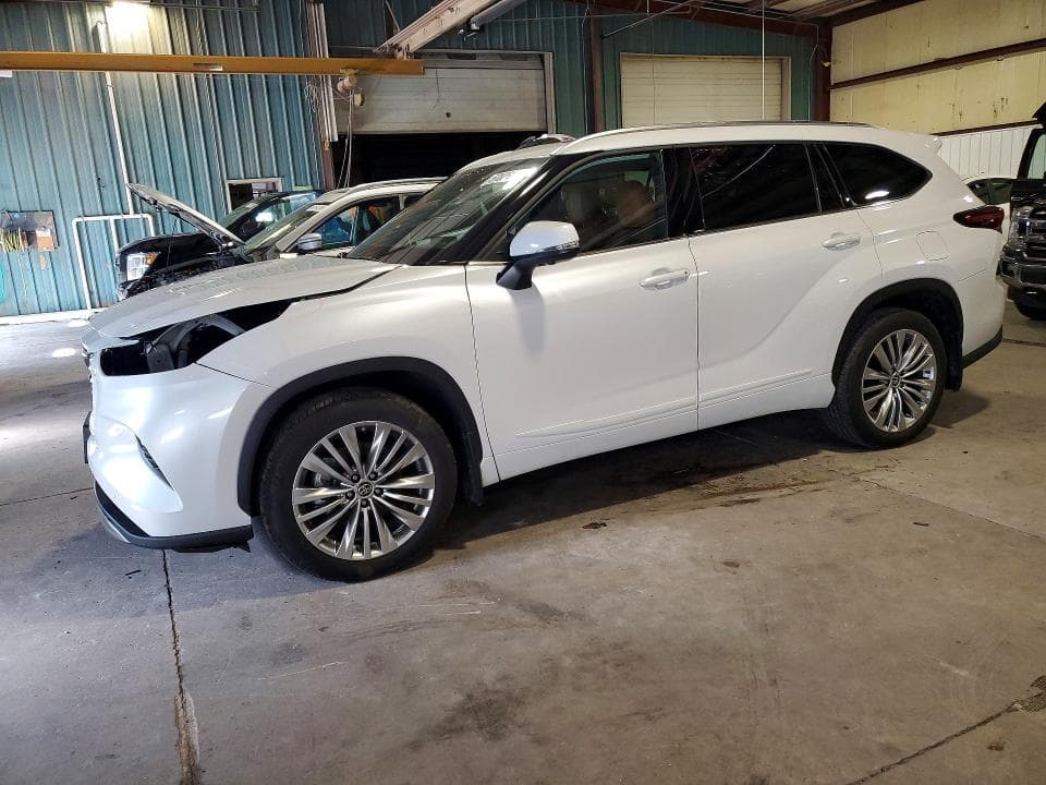 2025 TOYOTA HIGHLANDER PLATINUM - 1