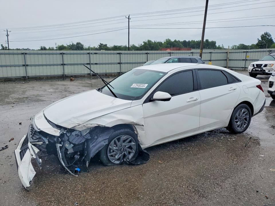 2024 HYUNDAI ELANTRA SEL SEL - 1