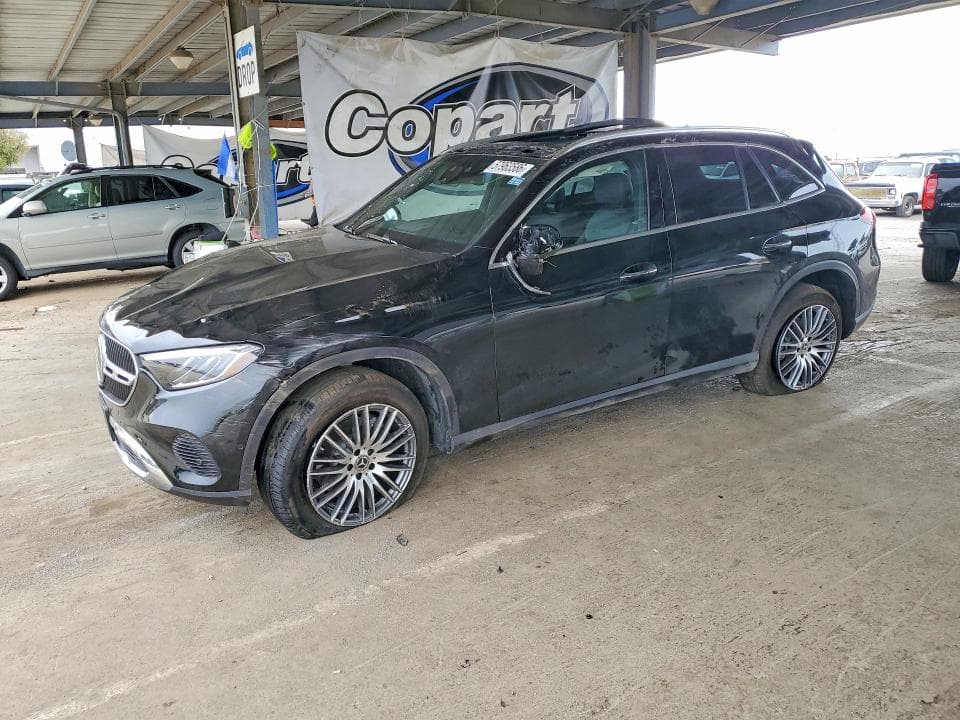 2026 MERCEDES-BENZ GLC 300 4MATIC - 1