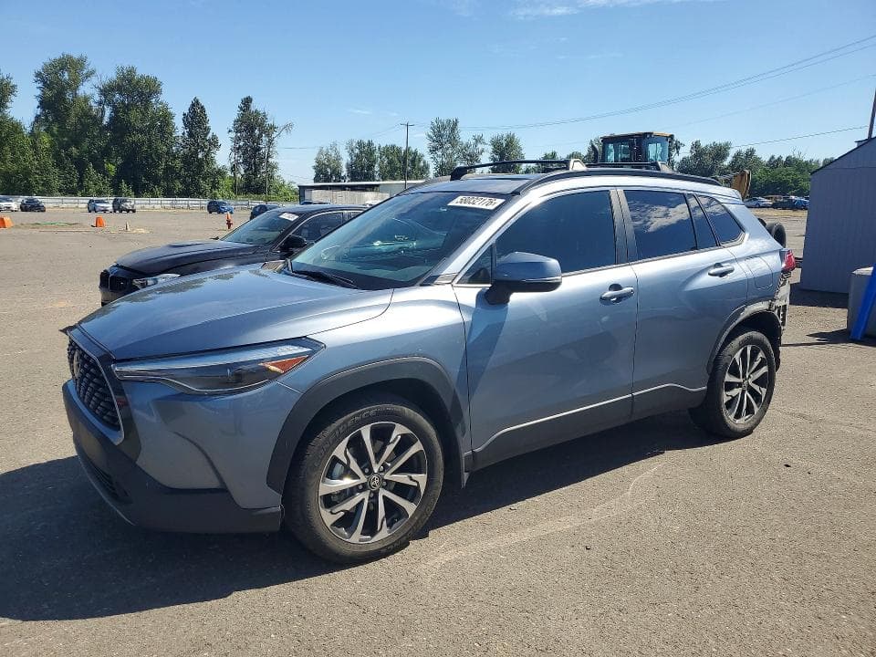 2022 TOYOTA COROLLA CROSS XLE XLE - 1