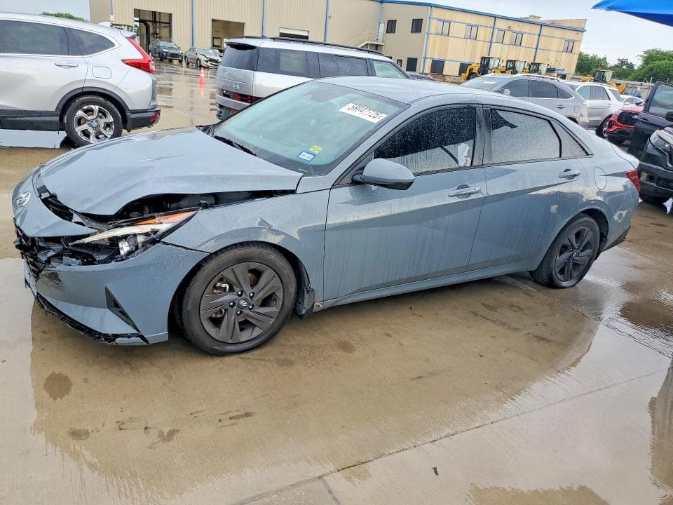 2022 HYUNDAI ELANTRA SEL - 1