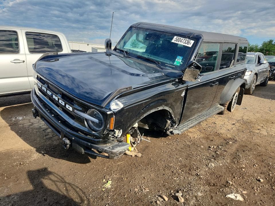 2024 FORD BRONCO OUTER BANKS - 1