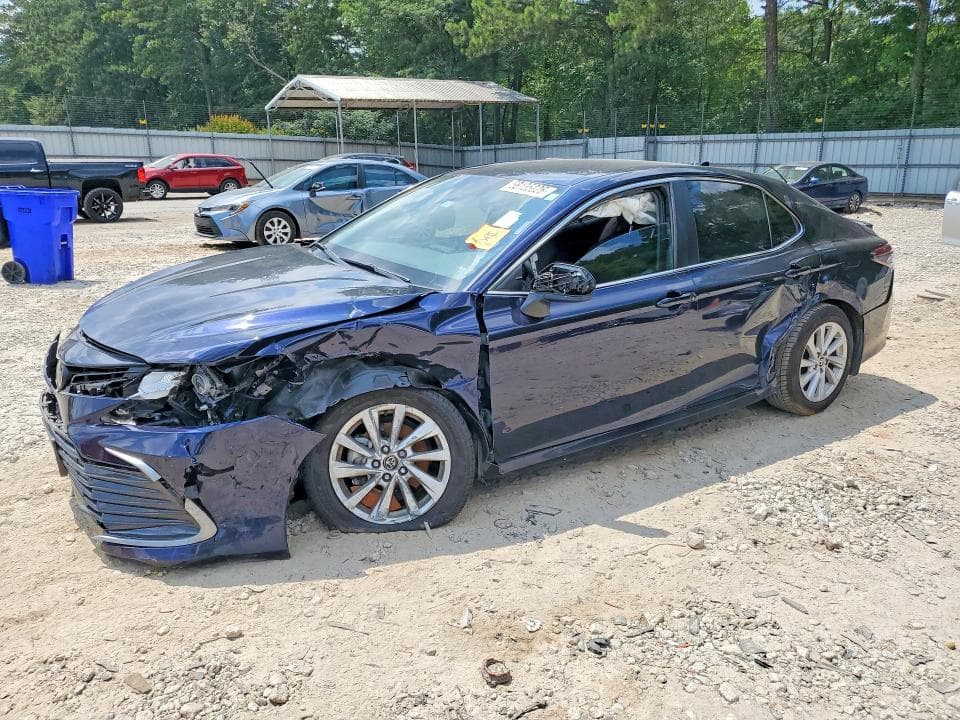 2022 TOYOTA CAMRY LE LE - 1