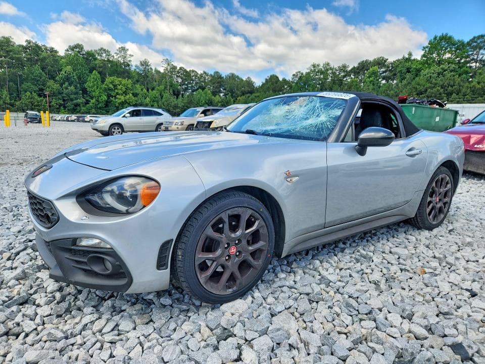 2018 FIAT 124 SPIDER CLASSICA
