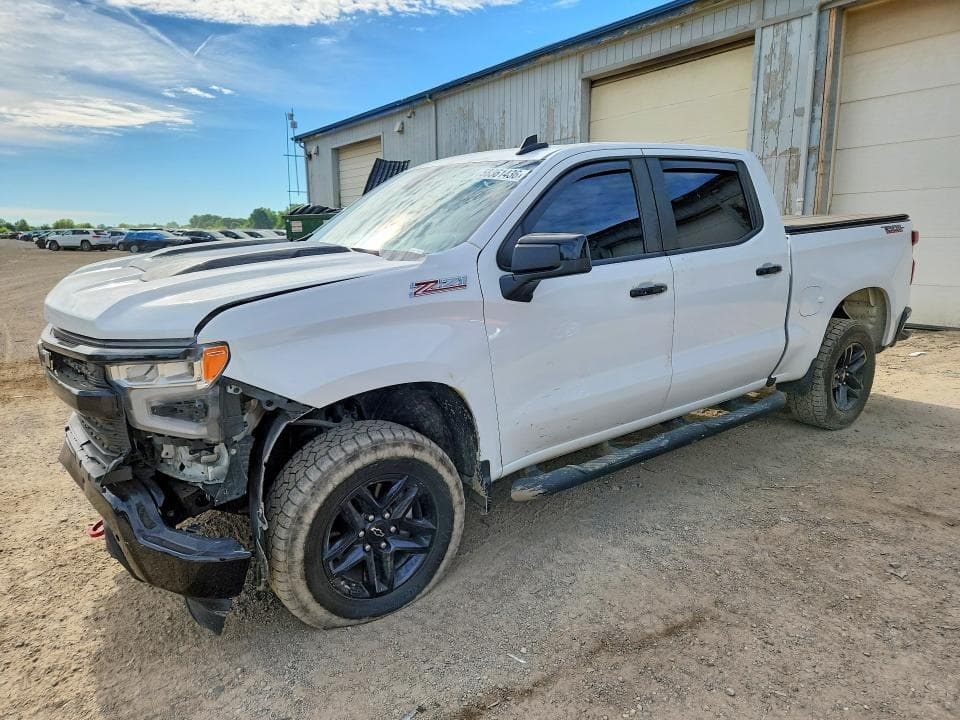2022 CHEVROLET SILVERADO K1500 LT TRAIL BOSS - 1
