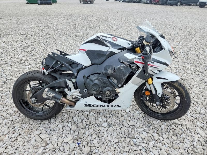2026 HONDA CBR1000 RR - 1