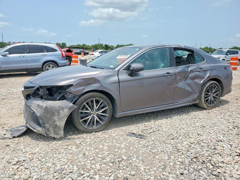 2021 TOYOTA CAMRY SE - 1