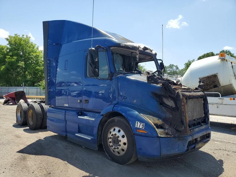 2020 VOLVO VNR SEMI TRUCK - 1