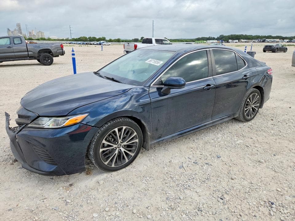 2020 TOYOTA CAMRY SE - 1
