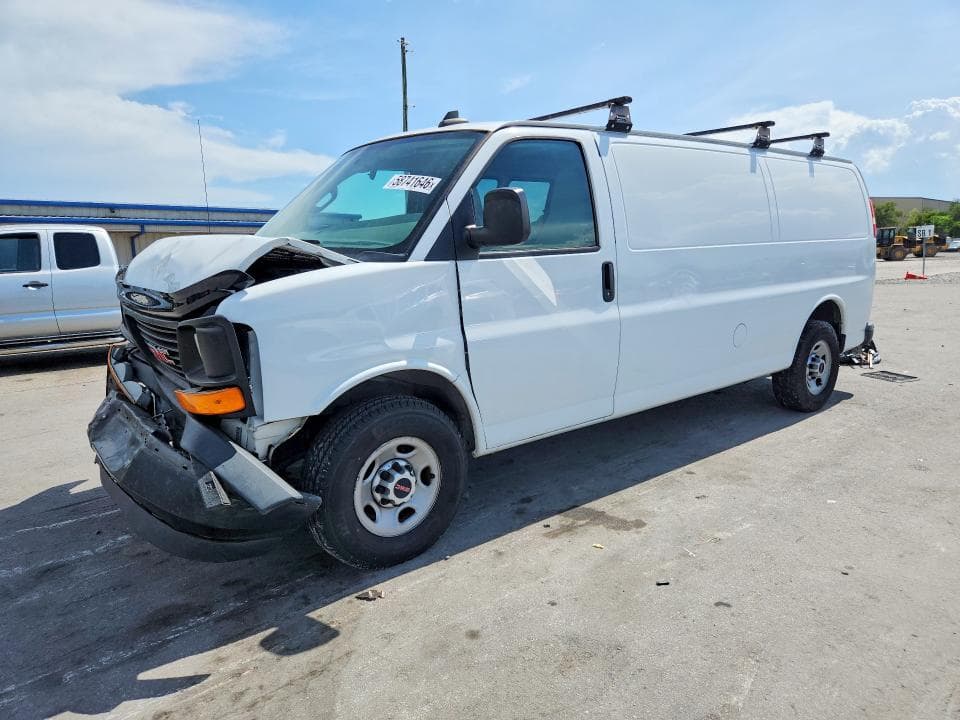 2017 GMC SAVANA G2500 - 1