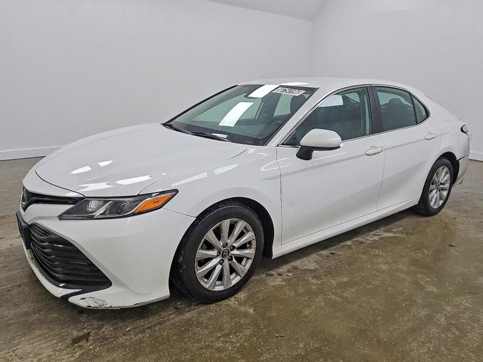 2019 TOYOTA CAMRY LE