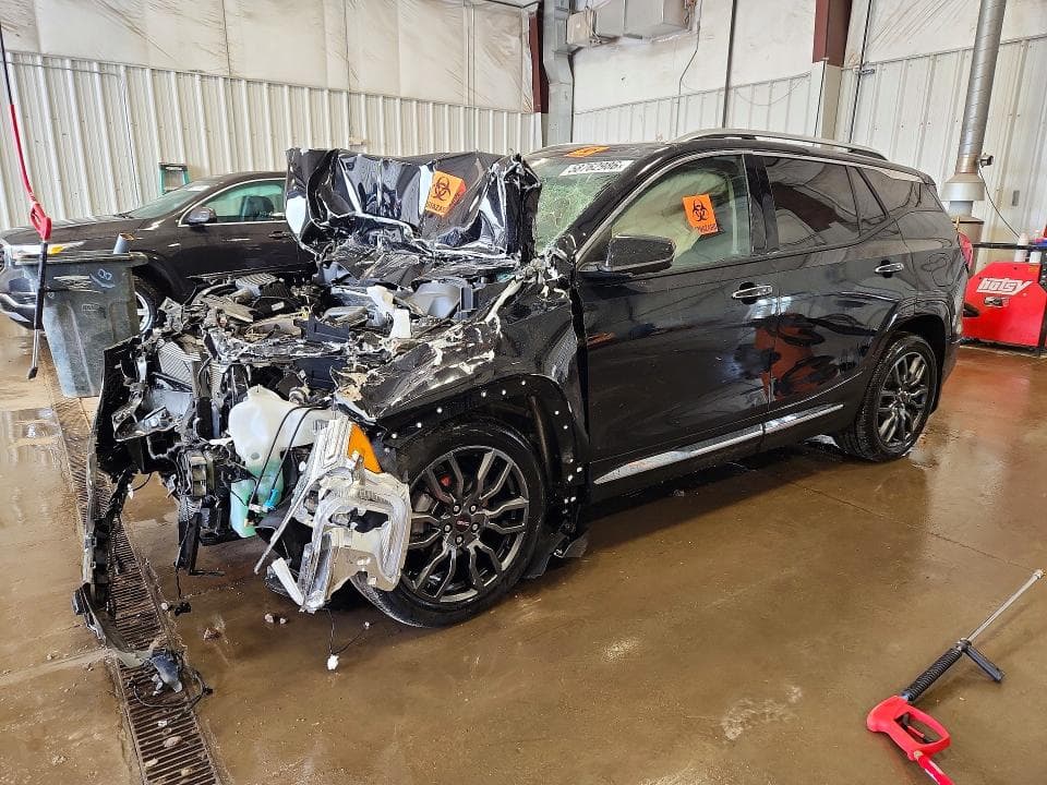 2024 GMC TERRAIN DENALI - 1