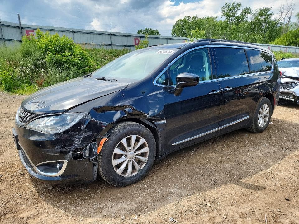 2017 CHRYSLER PACIFICA TOURING L - 1