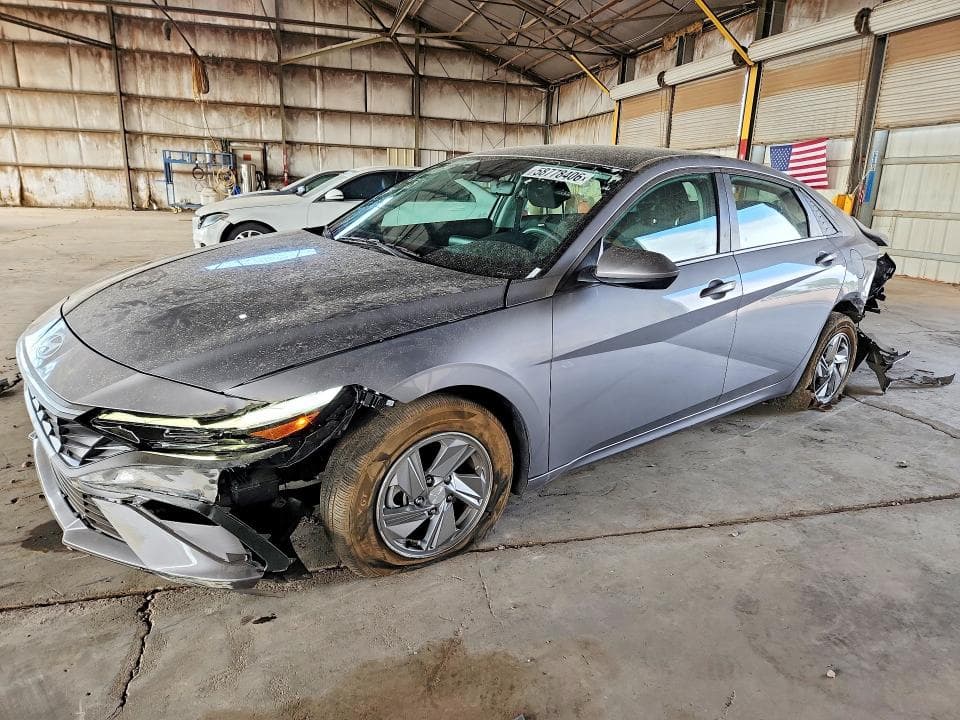 2025 HYUNDAI ELANTRA SE - 1