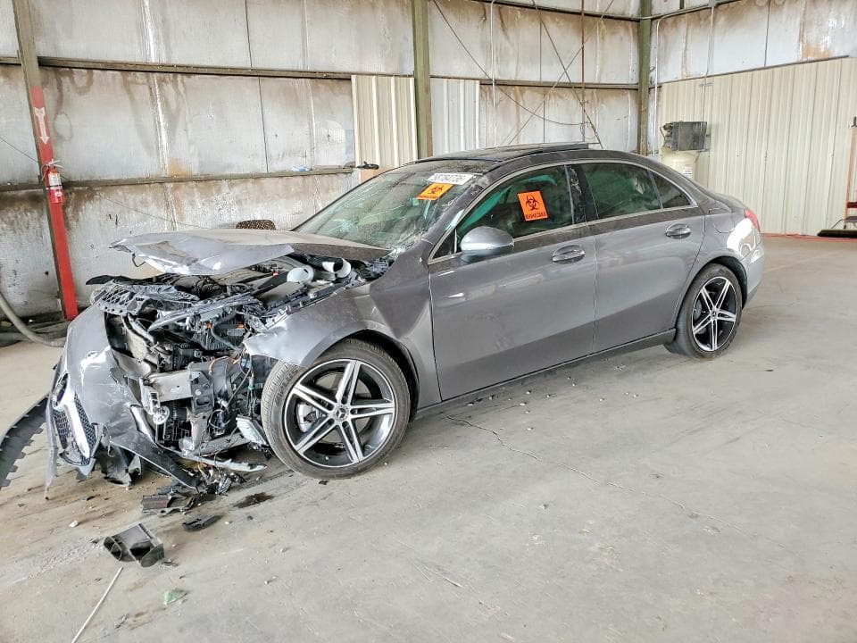 2020 MERCEDES-BENZ A 220 - 1