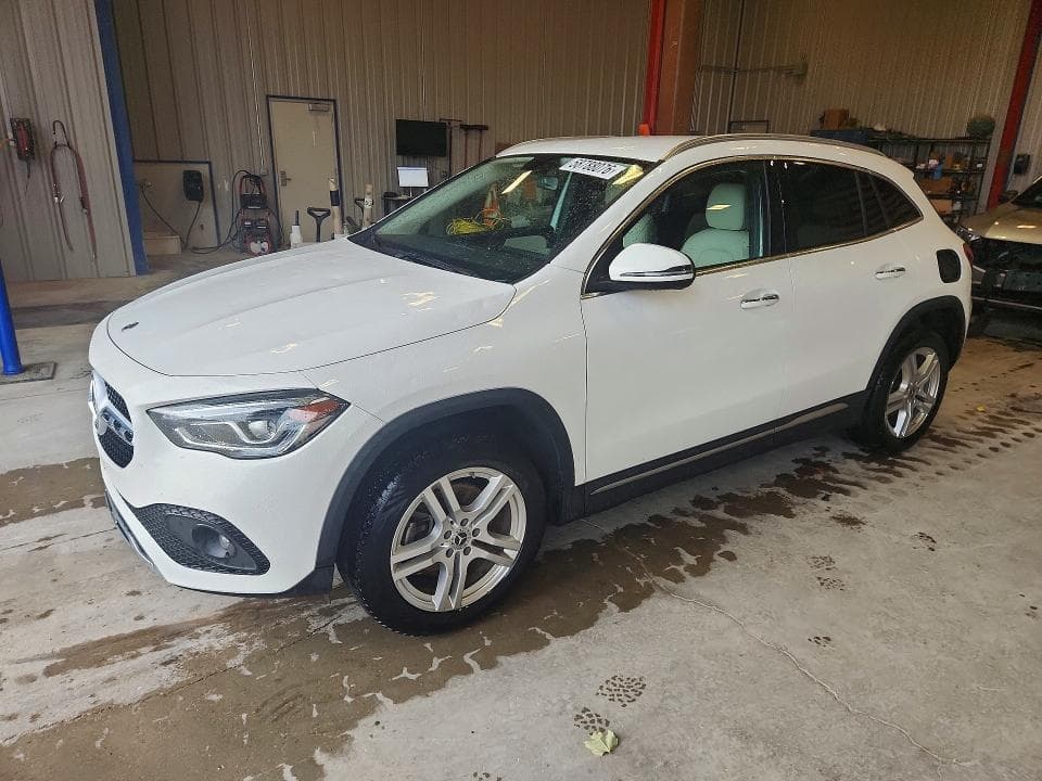 2023 MERCEDES-BENZ GLA 250 4MATIC - 1