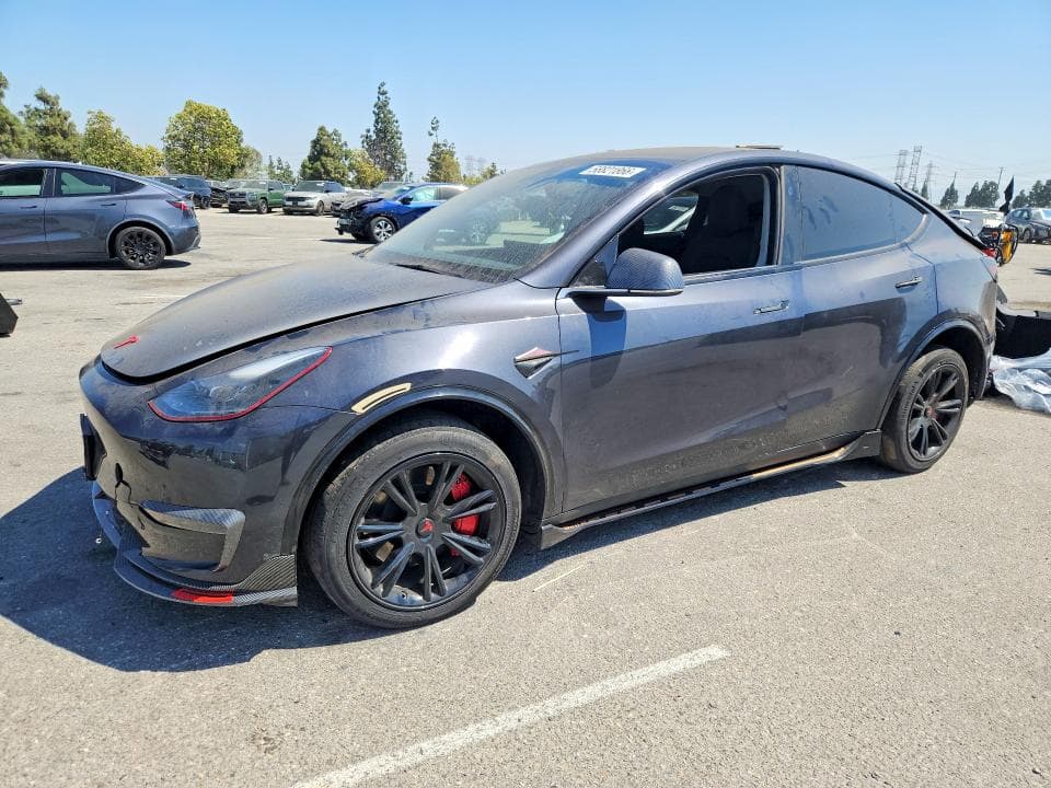 2024 TESLA MODEL Y - 1
