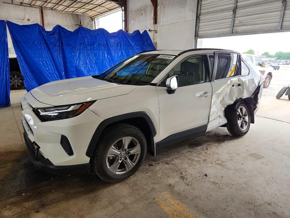 2023 TOYOTA RAV4 XLE XLE - 1