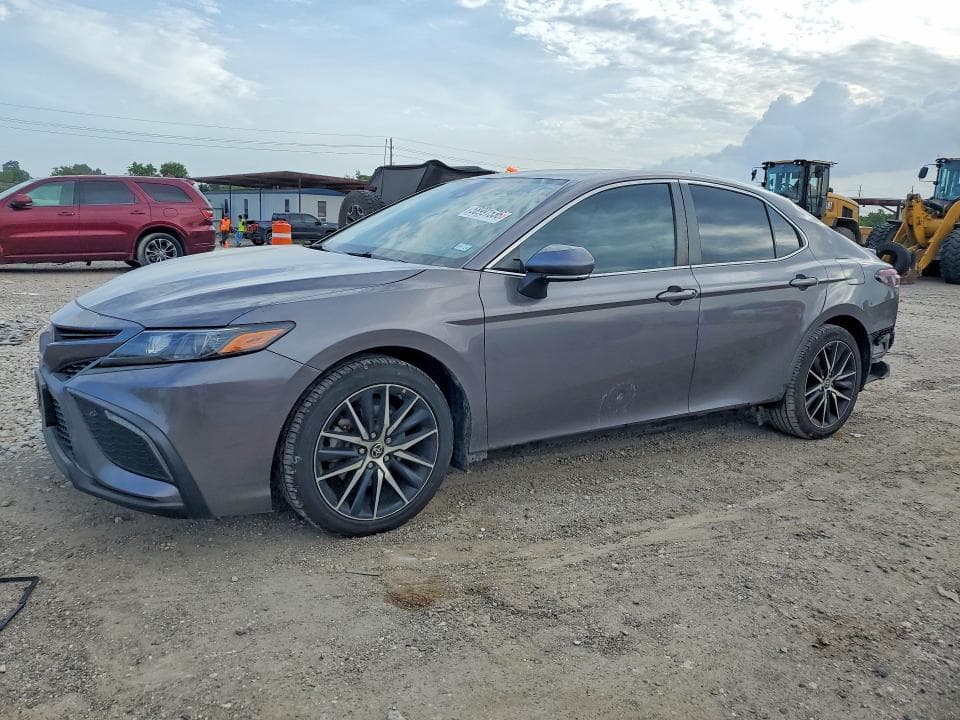 2022 TOYOTA CAMRY SE - 1