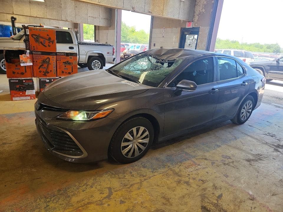 2022 TOYOTA CAMRY LE LE - 1